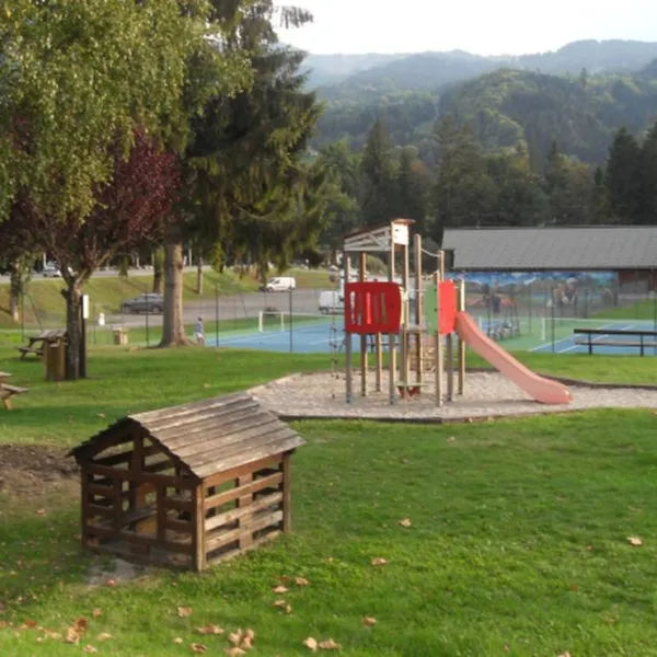 camping-municipal-lac-et-montagne-verchaix-vwyox
