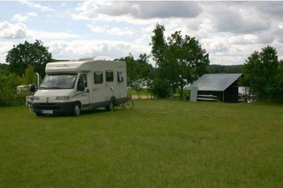 camping-radi-broceni-qawfi