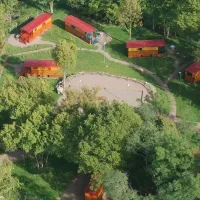 domaine-insolite-des-vergers-de-fontenois-fontenois-la-ville-comyo