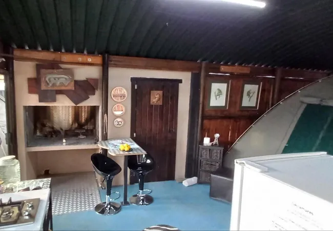 kleine-windpompie-glamping-barrydale-mlbwg