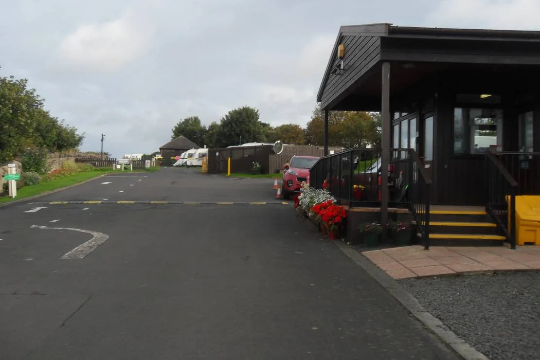 berwick-seaview-caravan-club-site-berwick-upon-tweed-23guu