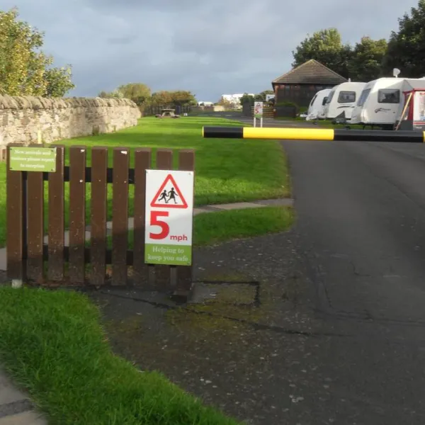 berwick-seaview-caravan-club-site-berwick-upon-tweed-tssyb