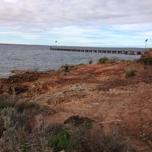 louth-bay-camping-area-campground-louth-bay-1zthd