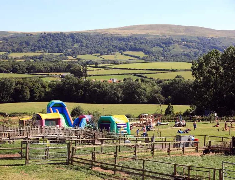 cantref-camp-site-brecon-c5st8