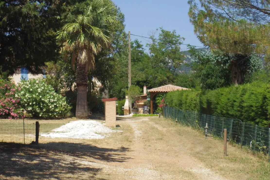 camping-aire-naturelle-belle-de-mai-hyeres-ctpbk