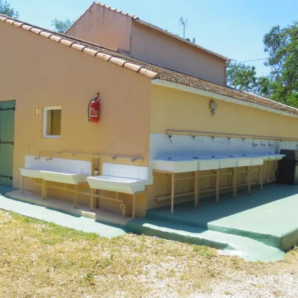 camping-aire-naturelle-belle-de-mai-hyeres-mhewp