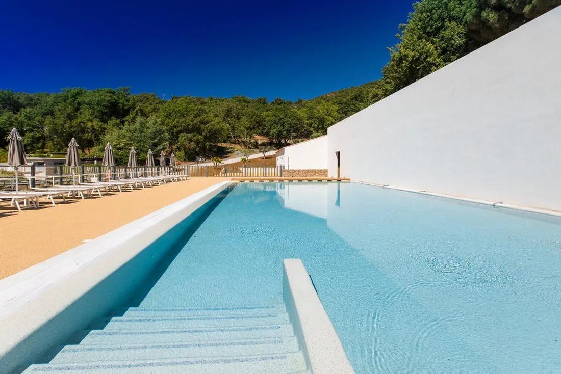 de-berard-domaine-de-miremer-la-garde-freinet-1qot7