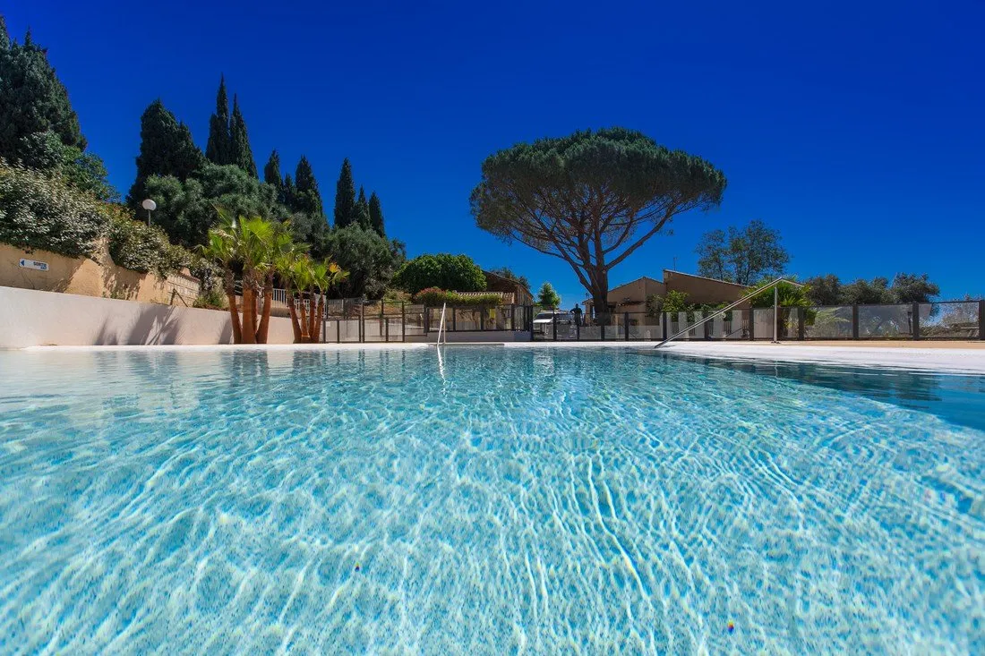 de-berard-domaine-de-miremer-la-garde-freinet-we9hz