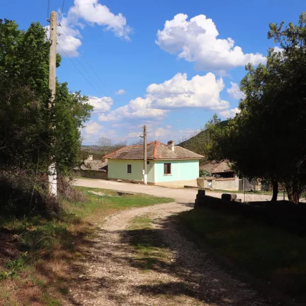 lisi-vrah-campsite-and-bb-lisi-vrx-qbnos
