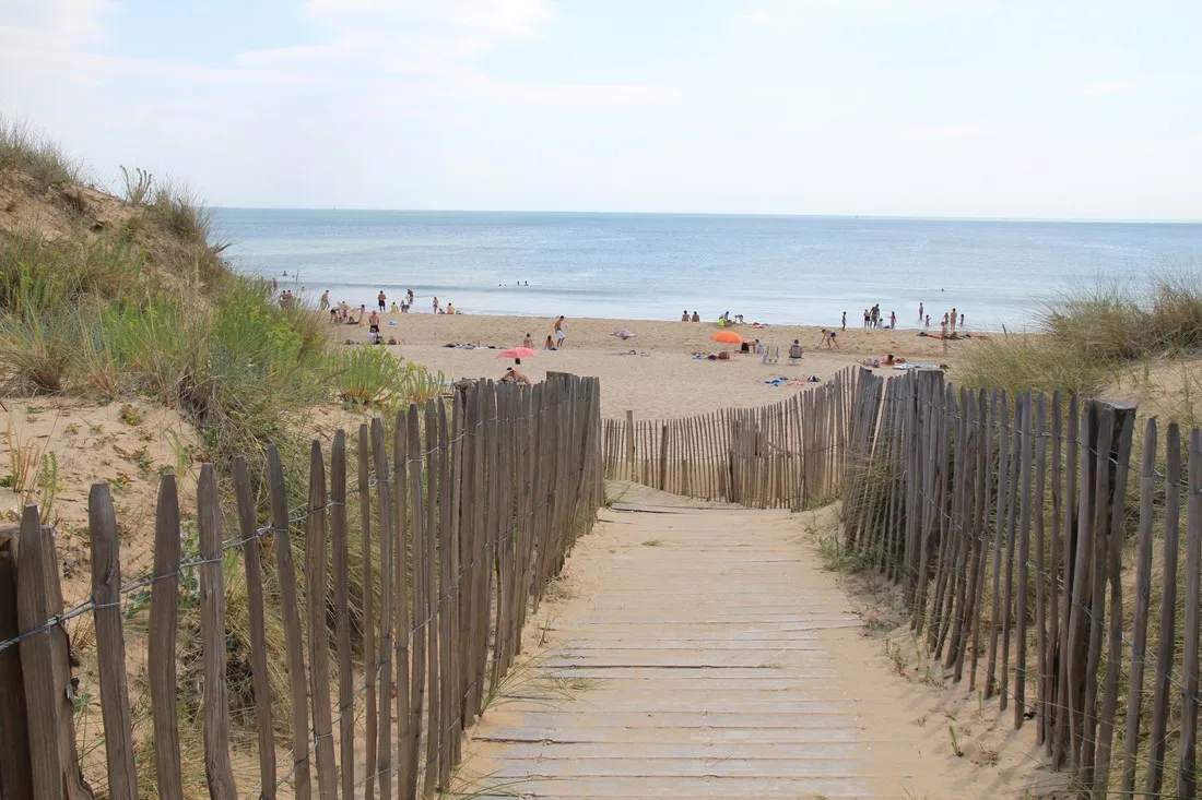 campeole-les-amis-de-la-plage-le-bois-plage-en-re-charente-maritime-r4vb6