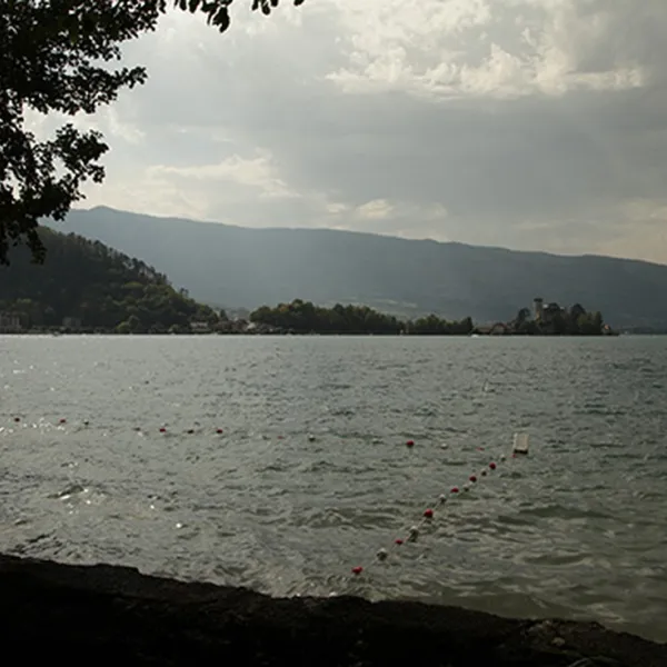 le-lac-talloires-haute-savoie-hnsgo