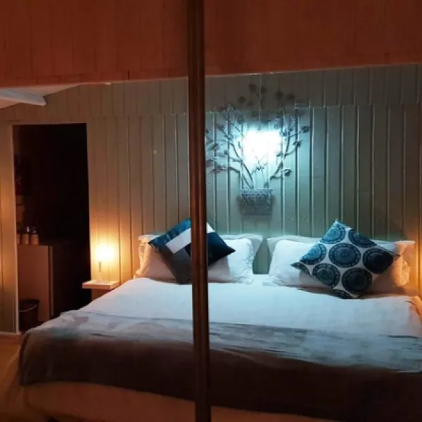 de-pakhuys-glamp-and-camp-clanwilliam-road-clanwilliam-hldgr