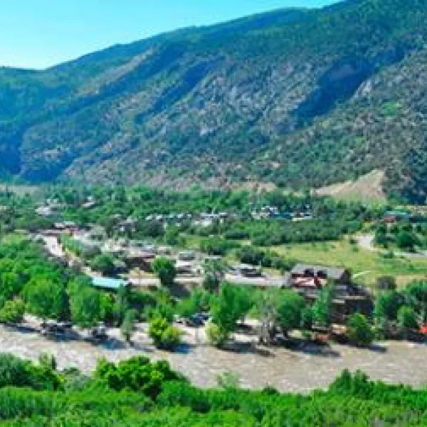 Glenwood Canyon Resort