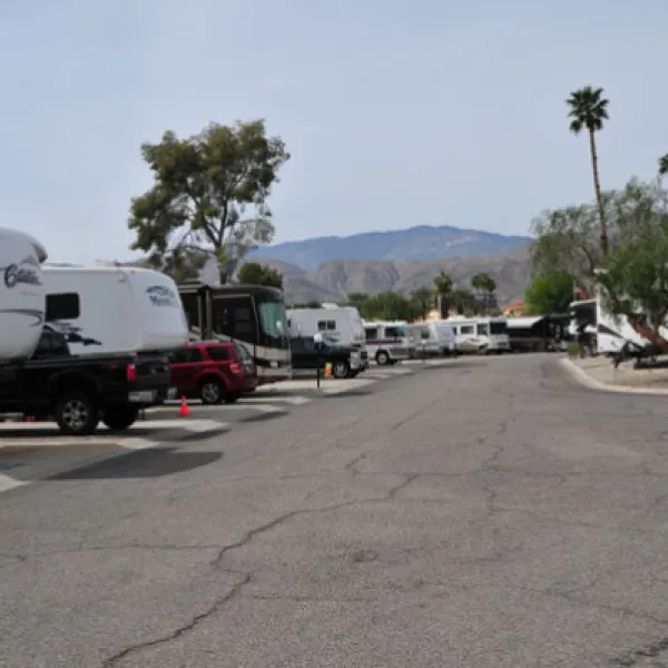 Palm Springs Oasis RV Resort