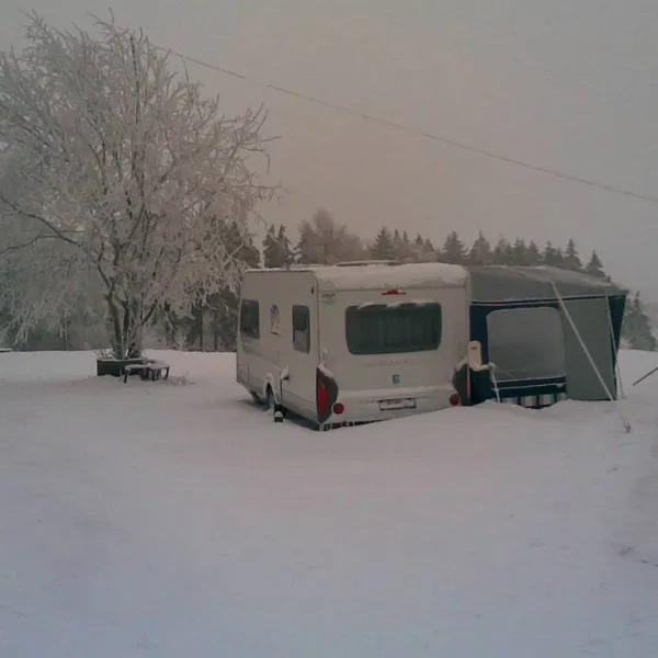 weidberg-camping-kaltenwestheim-hcucv