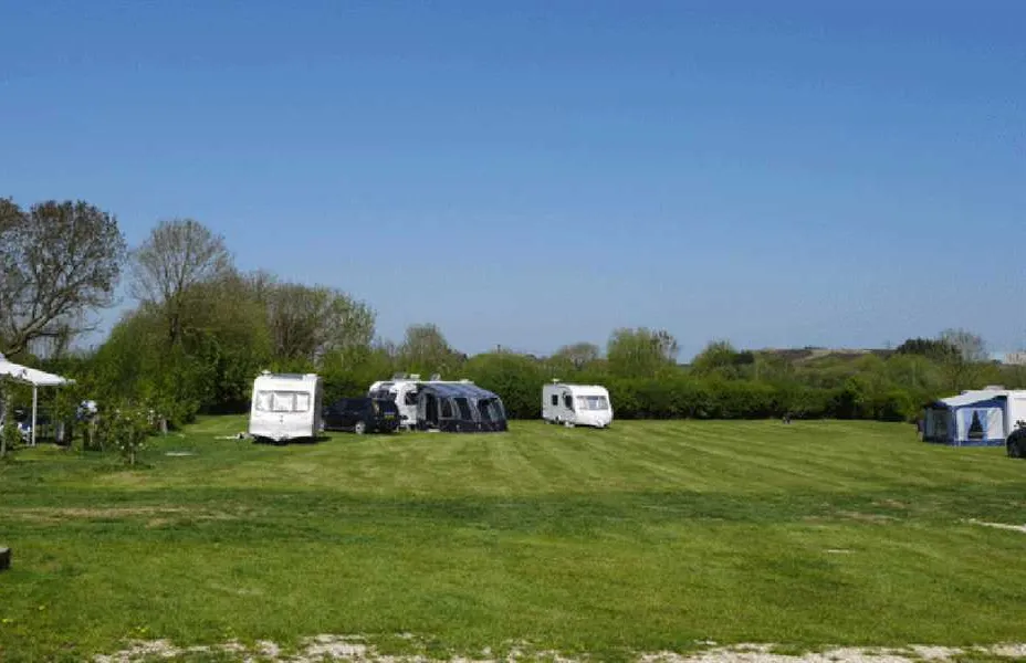 little-birch-caravan-site-certificated-location-dorchester-e1630