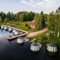 Arctic Guesthouse & Igloos 