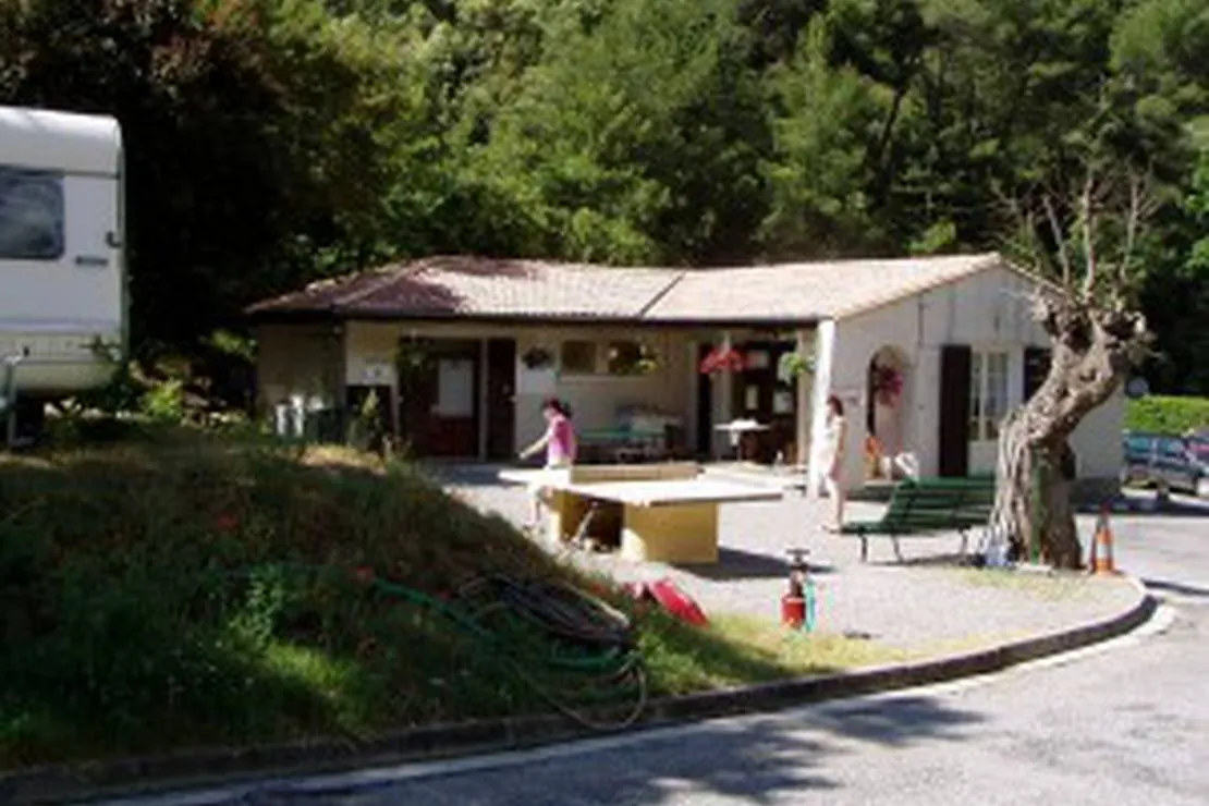 camping-municipal-la-pinede-les-mees-zydqd