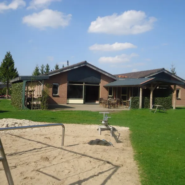 recreatiecentrum-rowaldhoeve-herpen-qtn3l