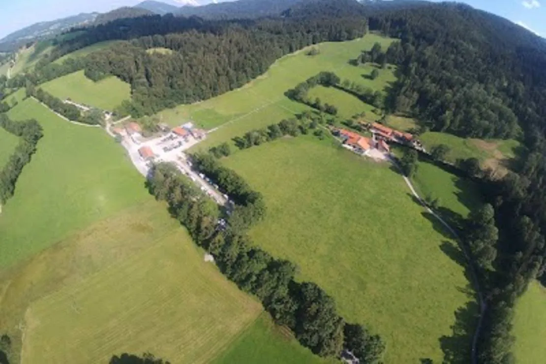 camping-tegernsee-freizeit-und-ferienanlage-odberg-gmund-am-tegernsee-e2bvh