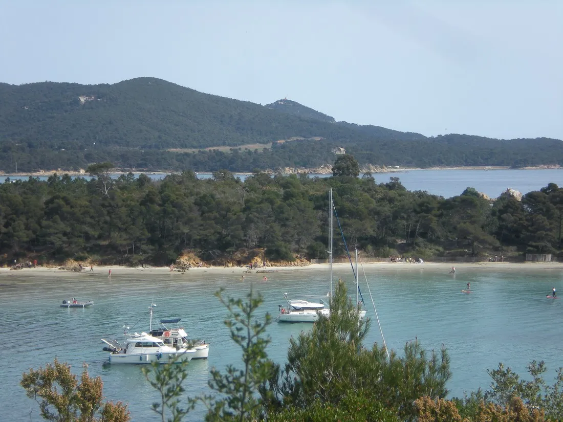 lou-pantai-le-pradet-w443x
