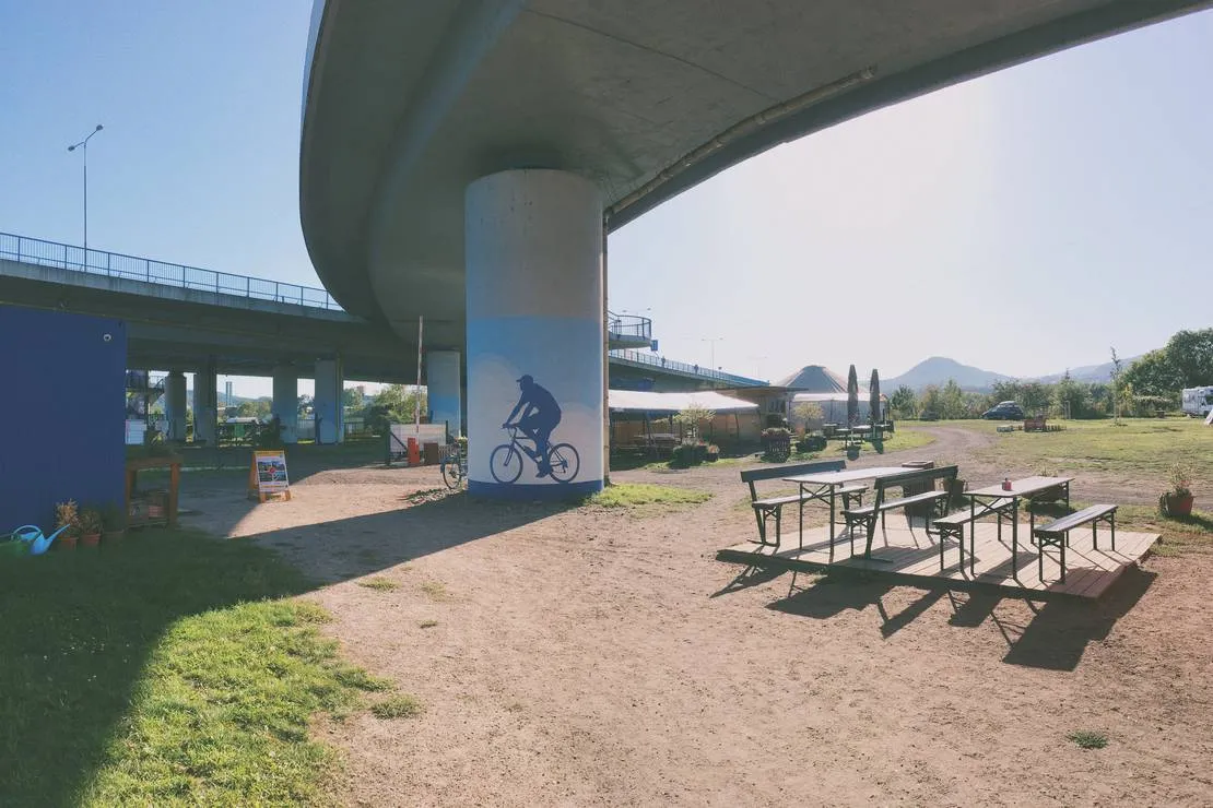 kemp-decin-decin-3-8qwcw
