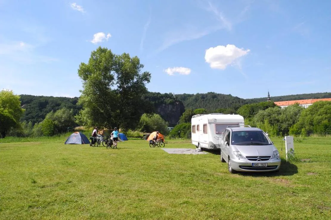 kemp-decin-decin-3-z66ig