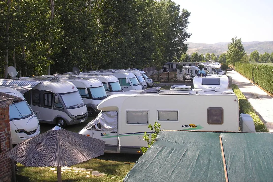 camping-arbi-pogradec-bdakv