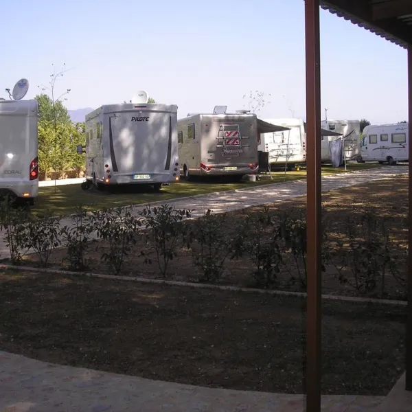 camping-arbi-pogradec-x2c7q