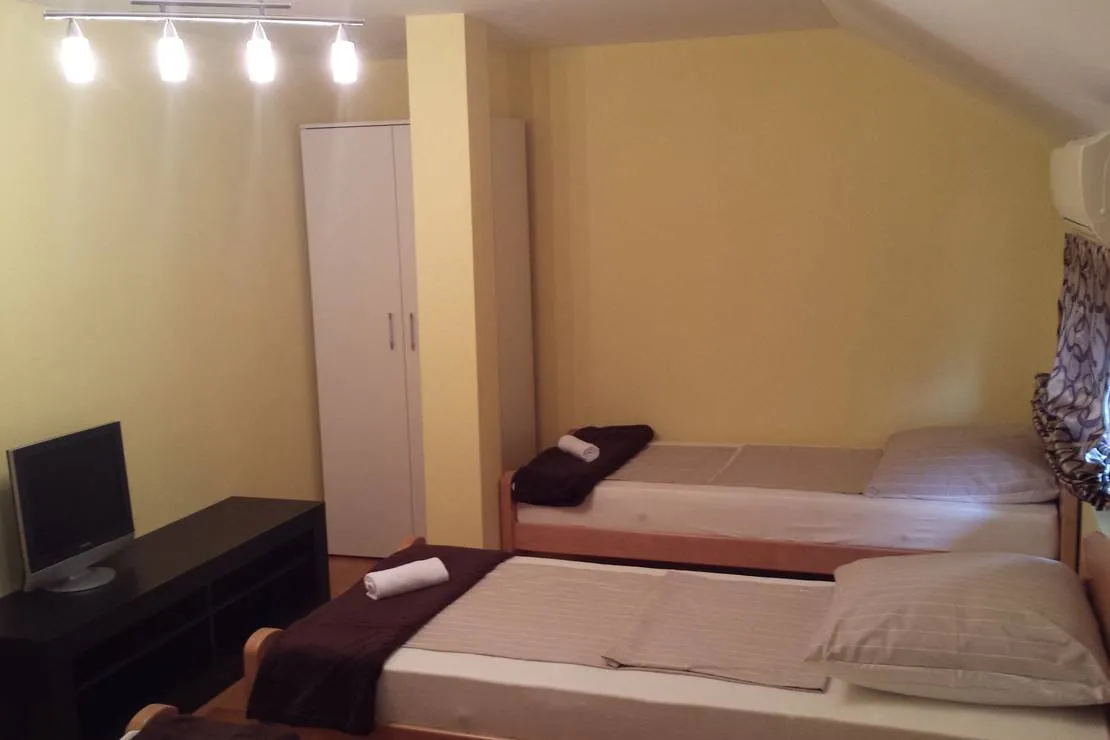 camp-san-banja-luka-qx5xn