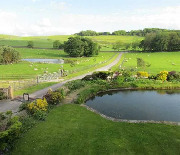 shallow-grange-farm-buxton-7v4fw