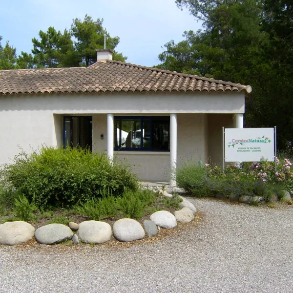 corsica-natura-bravone-y5v3g
