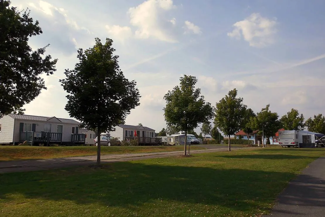 camping-am-see-vaclav-cheb-podhrad-wt5pd