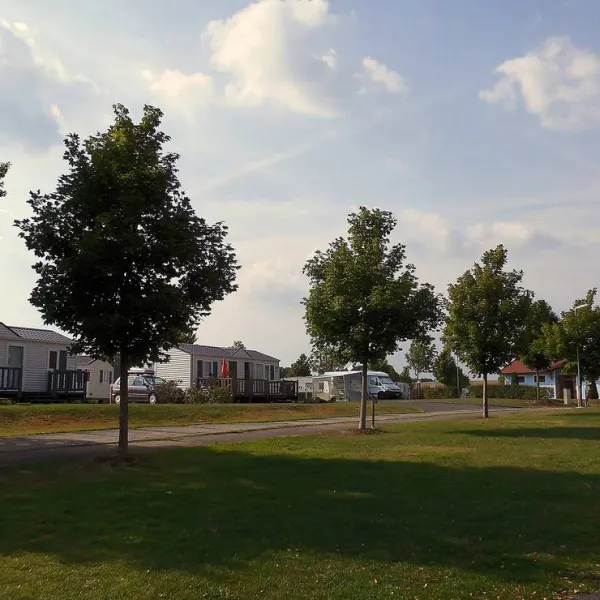 camping-am-see-vaclav-cheb-podhrad-wt5pd
