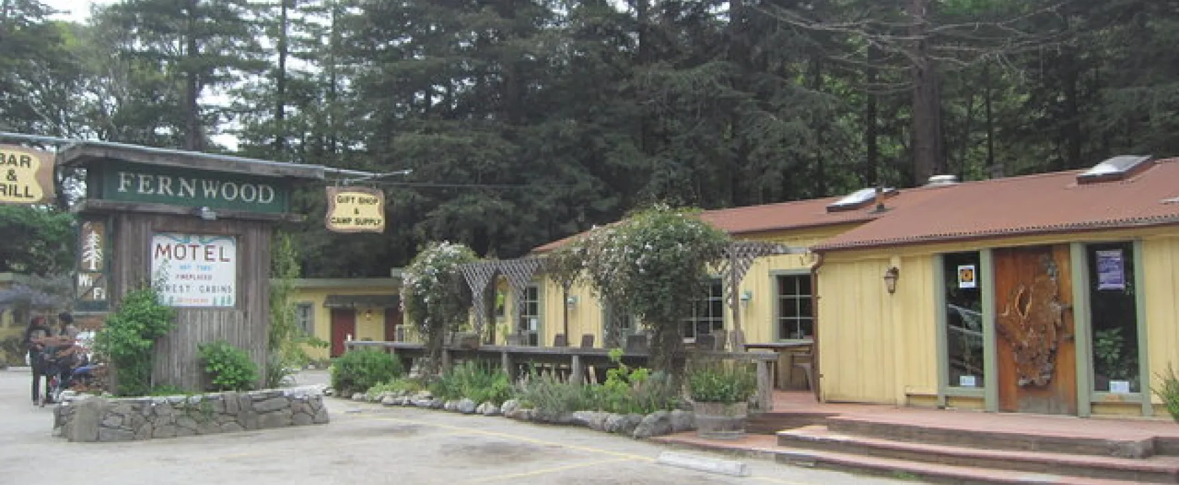Fernwood Resort 