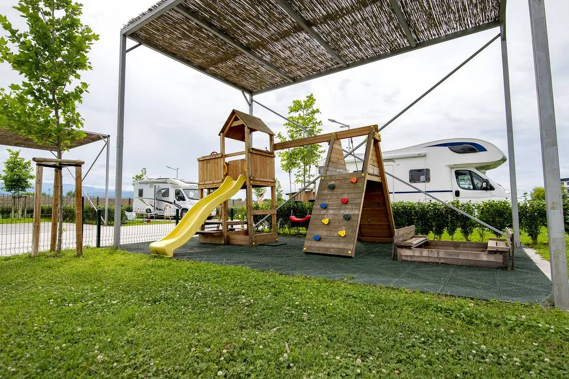 glamping-motel-alliance-plovdiv-5opi1