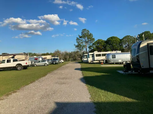 travelers-rest-resort-dade-city-y45p3