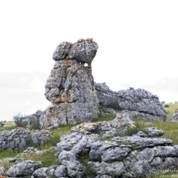 la-cascade-meyrueis-lozere-q0shg