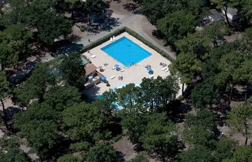 camping-fontaine-vieille-andernos-les-bains-kfdsj