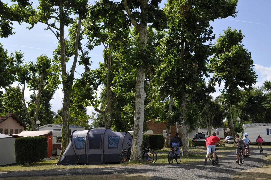camping-les-abberts-ares-83x2p