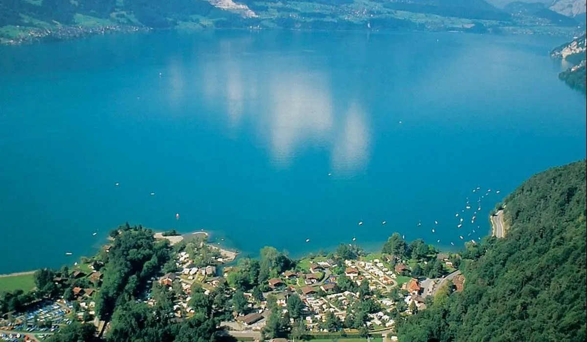 camping-manor-farm-interlakenthunersee-kevwh