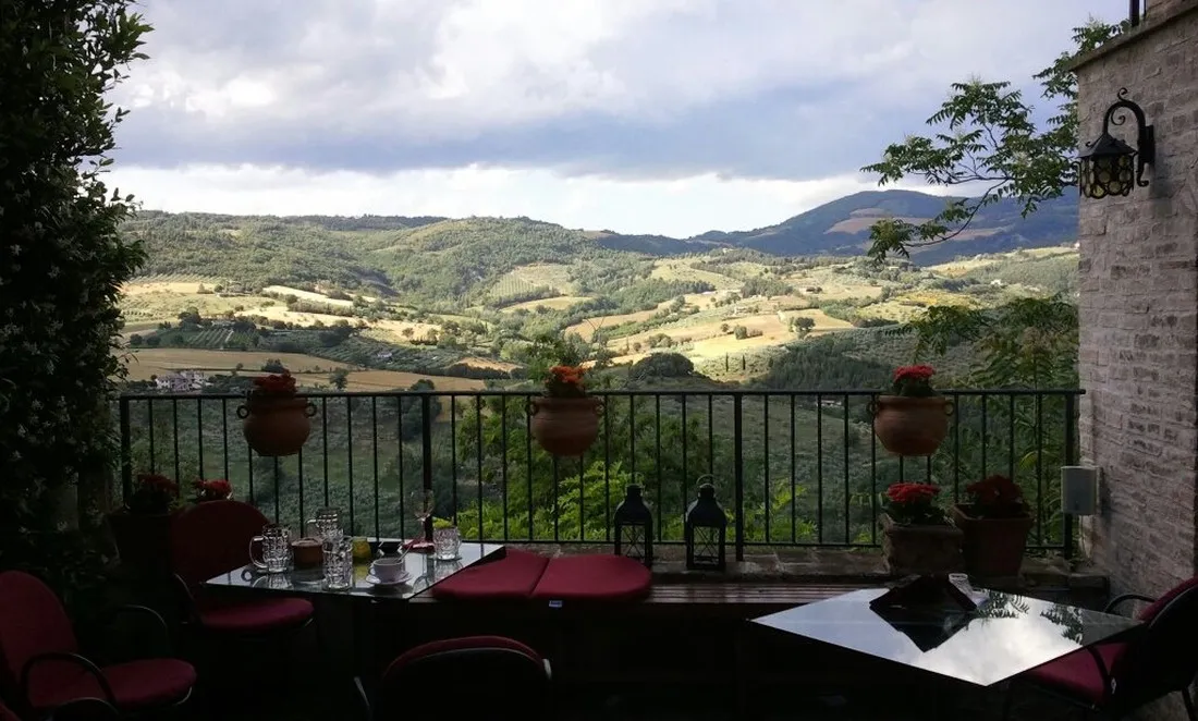 campeggio-pian-di-boccio-bevagna-8y7c0