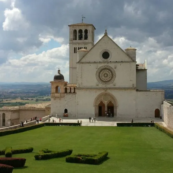 campeggio-pian-di-boccio-bevagna-hcknw