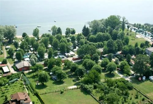 campeggio-lido-holiday-inn-dormelletto-ian43