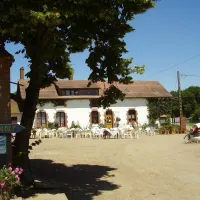 camping-bois-girault-arrabloy-2eq4u