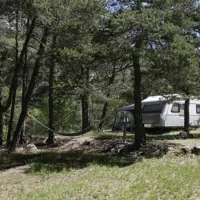 Camping River Caravaning