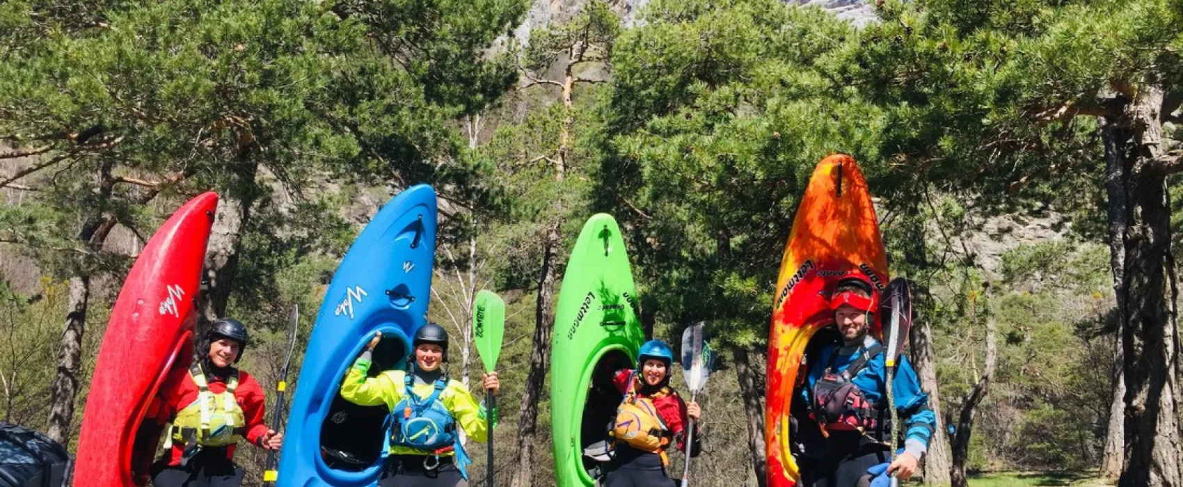Camping River Caravaning