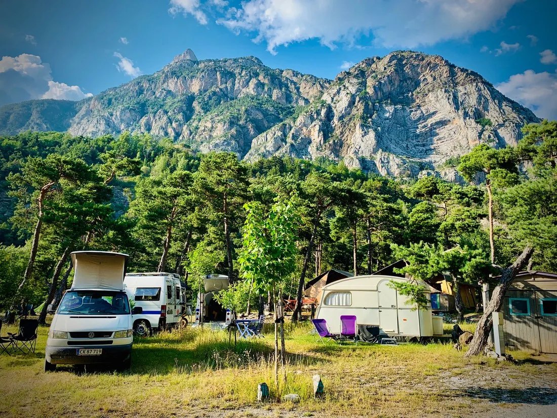 camping-river-caravaning-misy-sur-yonne-wg7td