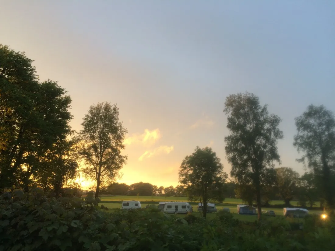 de-kuiperberg-camping-party-lounge-chalets-ootmarsum-tzkq3