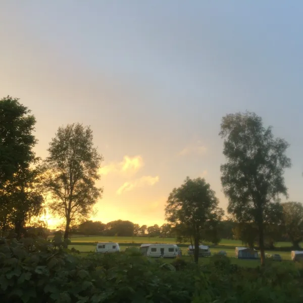 de-kuiperberg-camping-party-lounge-chalets-ootmarsum-tzkq3